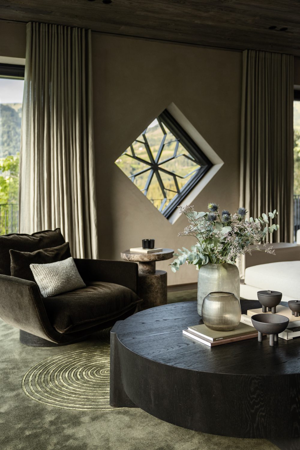 interiorfotografie-wohnzimmer-alpines-chalet-kitzbuehel