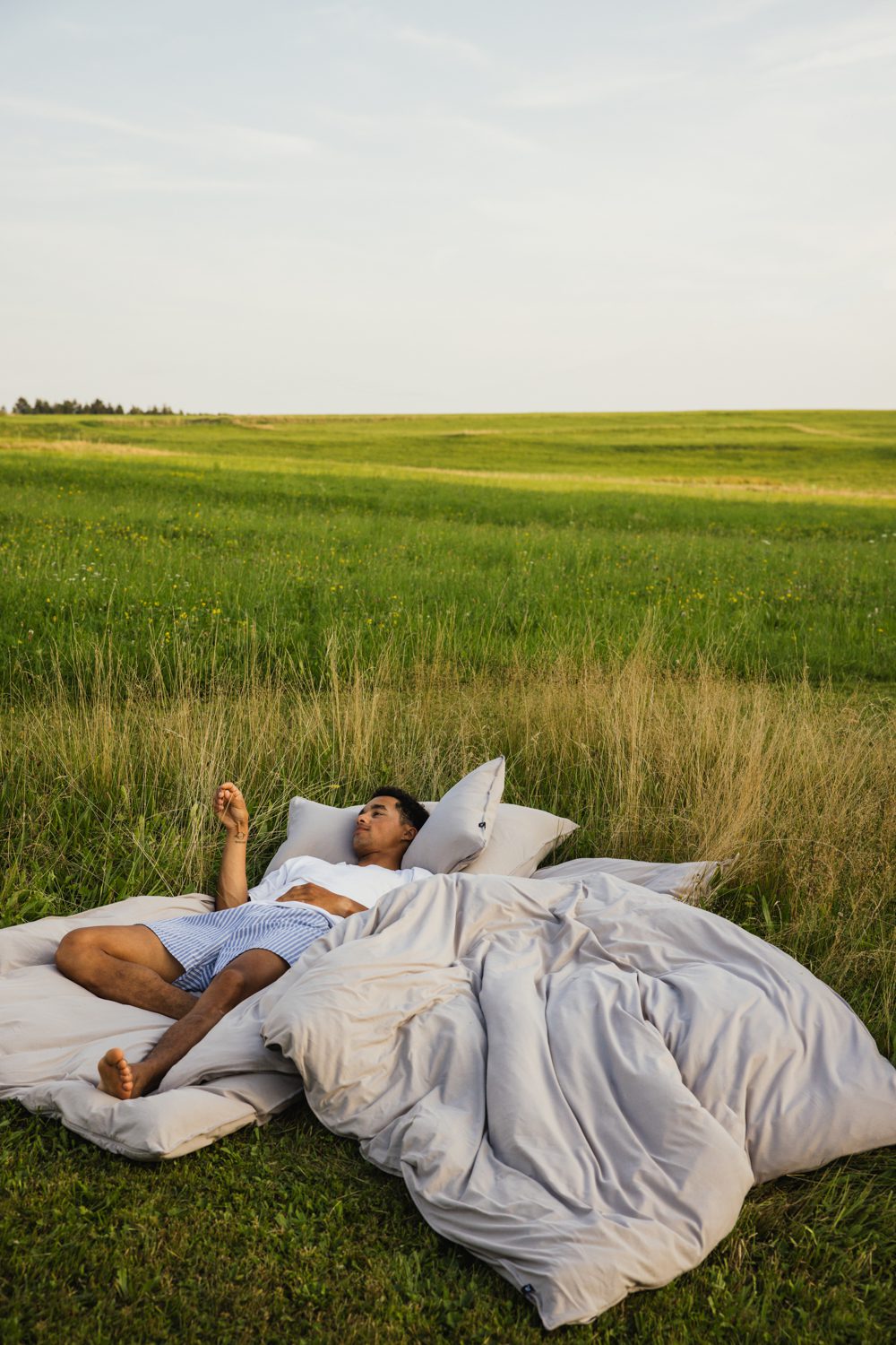 lifestylefotografie-entspannter-sommermorgen-schlafgut