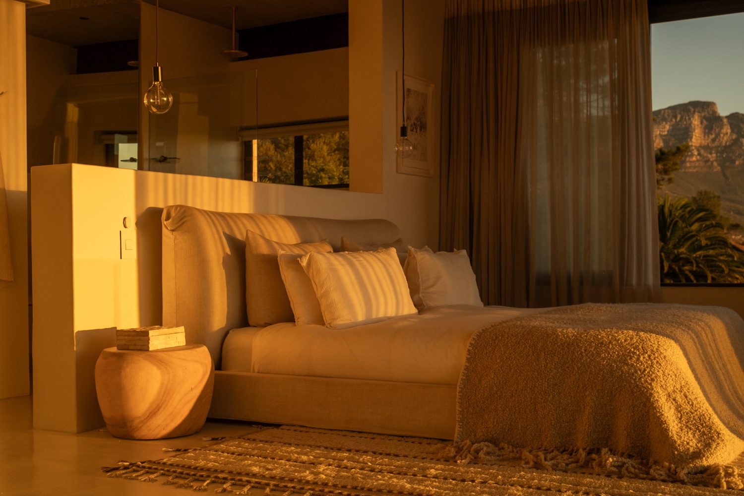 luxury-villa-capetown-interior-camps-bay-01