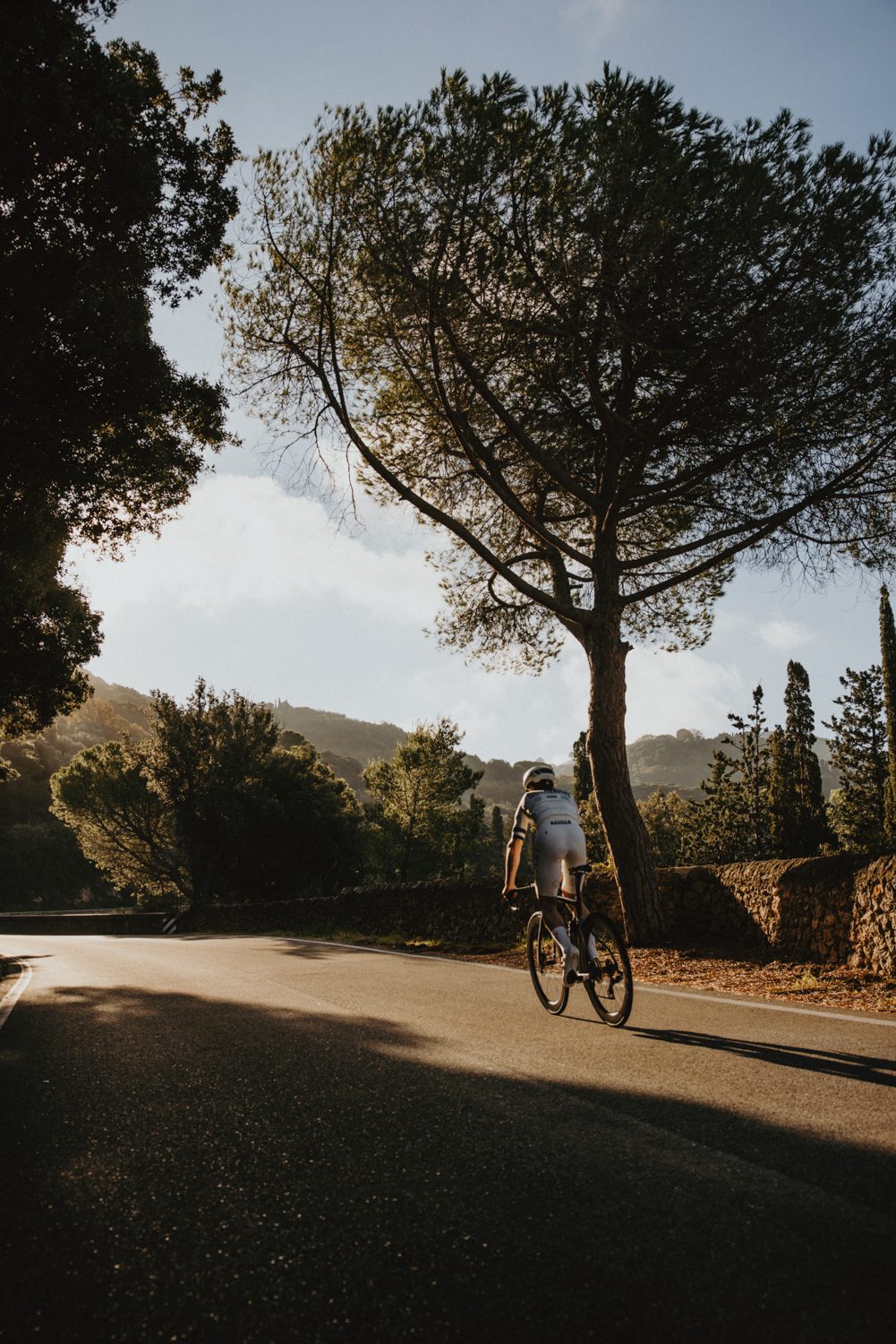 cycling-lifestyle-photography-mediterranean-travel-campaign-anna-fichtner