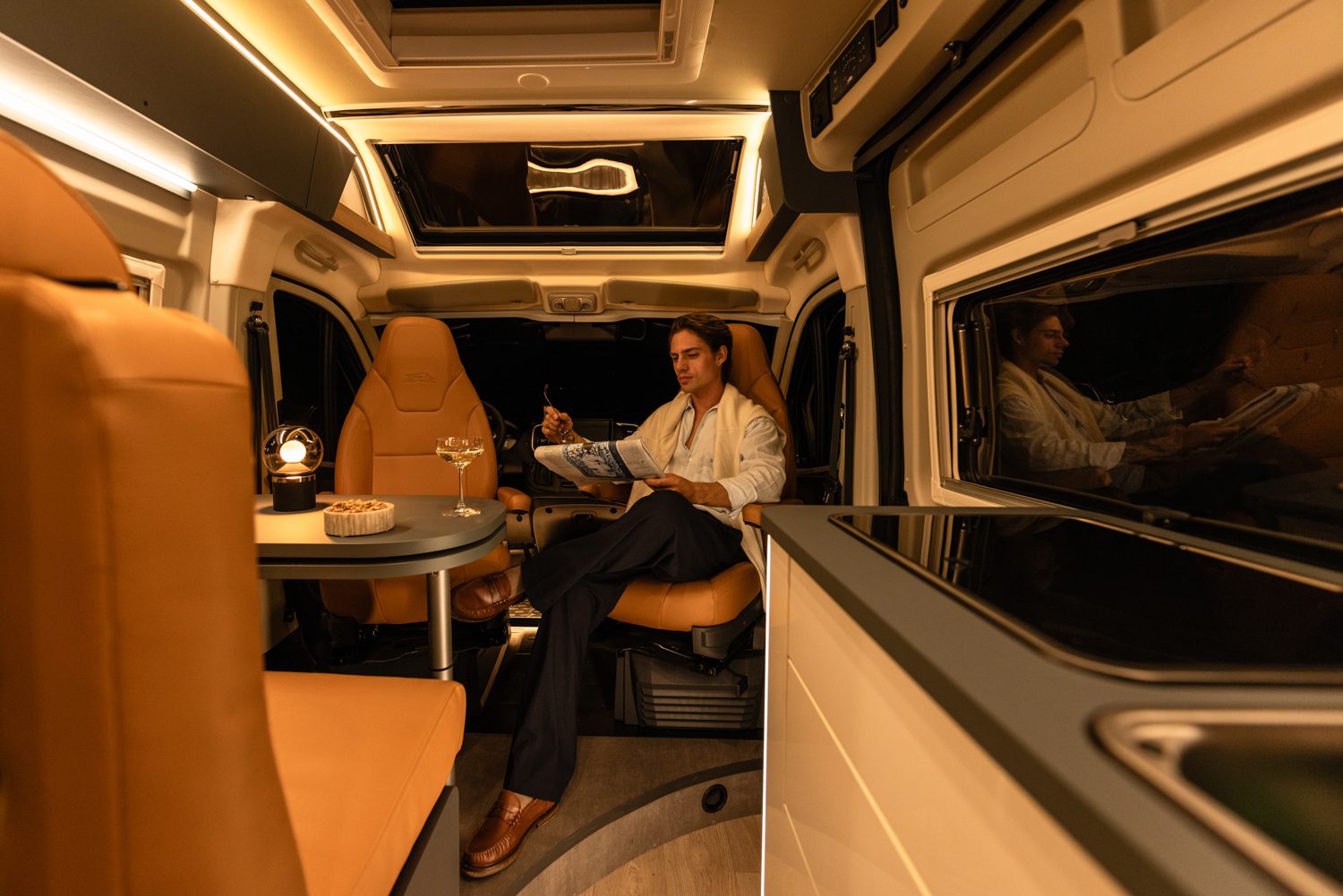 premium-interior-photography-nighttime-brand-storytelling-anna-fichtner